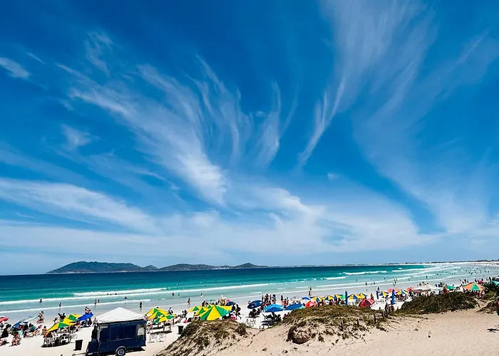 Lar da Beta Em à 300m da Praia do Forte!